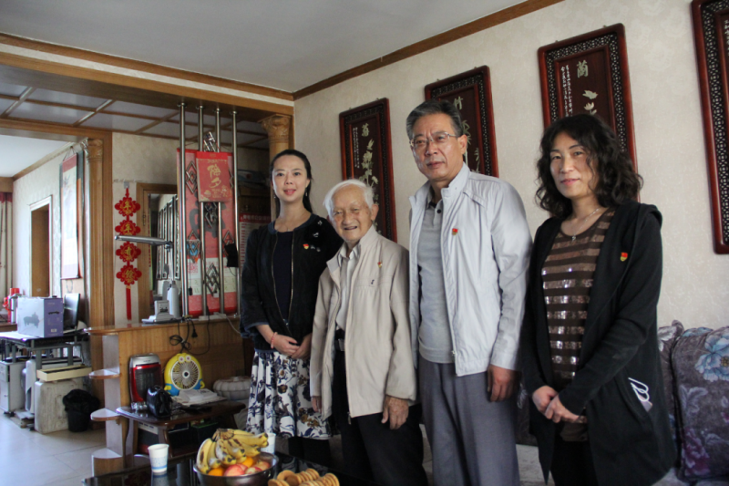 中共青海省第三建筑工程有限公司支部委員會開展&ldquo;走訪慰問暖人心，紅色精神永傳承&rdquo;活動