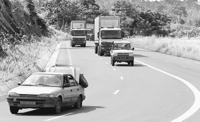 搭中國快車，促非洲發(fā)展