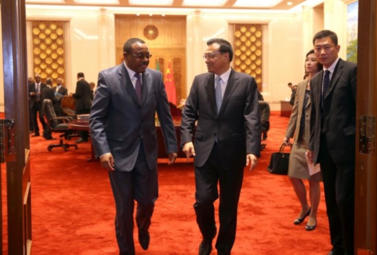 李克強(qiáng)繁忙外交中&ldquo;不太一樣&rdquo;的瞬間